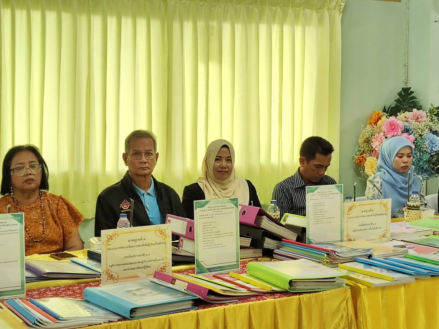 ร่วมเป็นเกียรติและให้การต้อนรับคณะกรรมการจากสำนักงานรับรองมาตรฐานและประเมินคุณภาพการศึกษา (องค์การมหาชน) หรือ (สมศ.)
