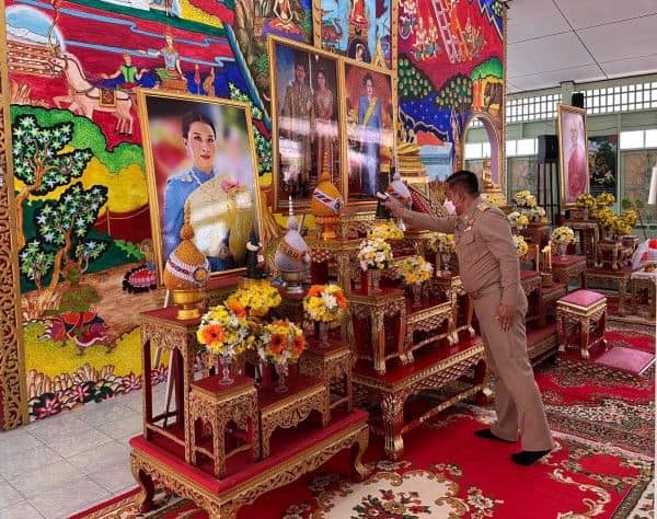 พิธีเจริญพระพุทธมนต์ถวายพระพรชัยมงคลแด่พระบาทสมเด็จพระเจ้าอยู่หัว สมเด็จพระนางเจ้าสิริกิติ์พระบรมราชินีนาถพระบรมราชชนนีพันปีหลวง สมเด็จพระนางเจ้าฯ พระบรมราชินี และสมเด็จพระเจ้าลูกเธอเจ้าฟ้าพัชรกิติยาภา